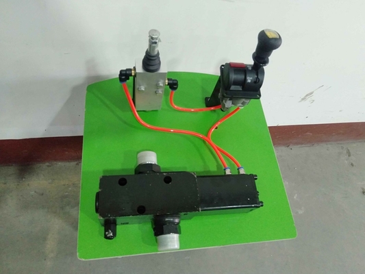 120L/Min Dump Truck Hydraulic Valve  Pneumatic Directional Valve Good Versatility